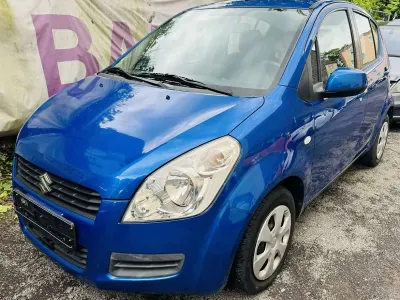 Gebraucht Suzuki Splash Basic 65 PS (47 kW) 2009 Blau Kleinwagen