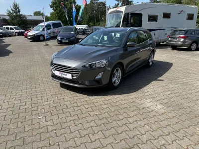 Gebraucht Ford Focus Cool & Connect 120 PS (88 kW) 2020 Grau Kombi