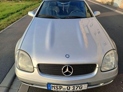 Silber Gebraucht 1998 Mercedes SLK200 Cabrio | 4.850 € (Etwas zu teuer)