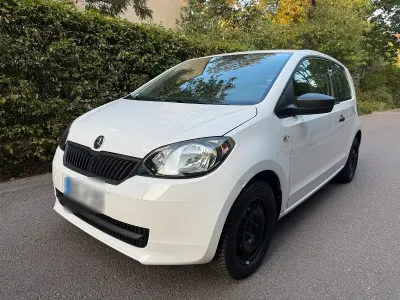 Gebraucht Skoda Citigo Active 60 PS (44 kW) 2013 Weiß Kleinwagen