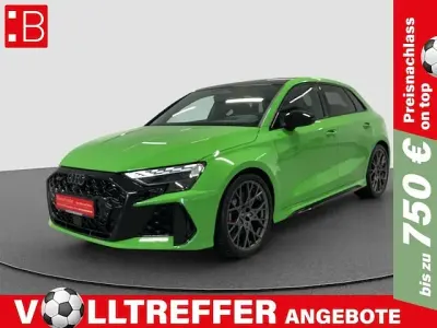 Gebraucht Audi RS3 Sportback Comfort 400 PS (294 kW) 2026 Kyalamigrün Kleinwagen