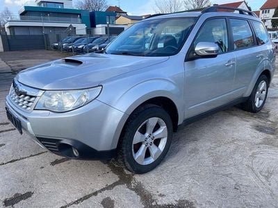 Gebraucht Subaru Forester 145 PS (106 kW) 2012 Silber SUV