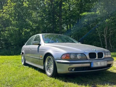 Gebraucht BMW 523 174 PS (127 kW) 1997 Silber Limousine