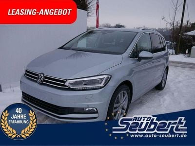 Nouă VW Touran Comfortline 150 CP (110 kW) 2026 Argintiu Monovolum