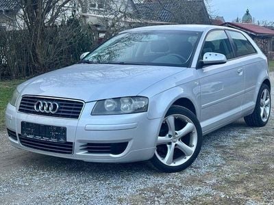 Gebraucht Audi A3 Attraction 102 PS (75 kW) 2004 Silber Limousine