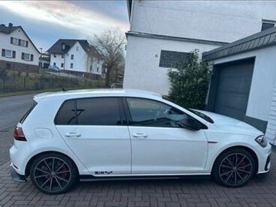 gebraucht VW Golf GTI TCR