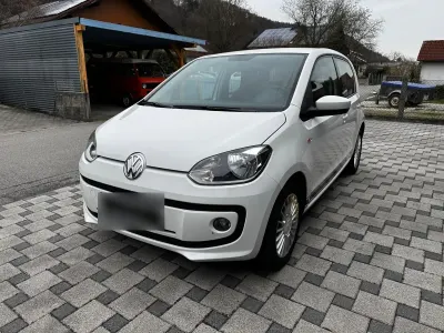 Brugt VW up! high up! 60 HK (44 kW) 2013 Hvid Hatchback