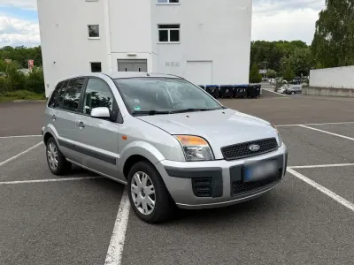 Gebraucht Ford Fusion 68 PS (50 kW) 2008 Silber Kleinwagen