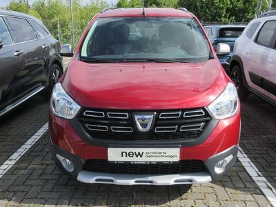 Rot Gebraucht 2020 Dacia Lodgy Stepway Van / Kleinbus | 11.987 € (Fairer Preis)