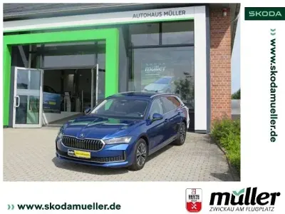 Gebraucht Skoda Superb Selection 150 PS (110 kW) 2025 Blau Kombi