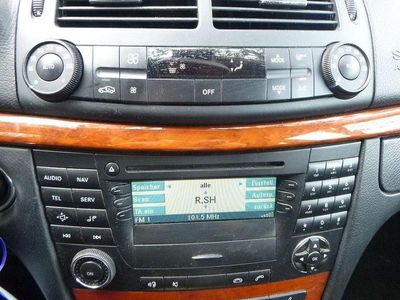 Mercedes E320