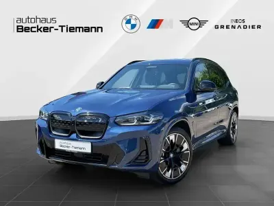 Gebraucht BMW iX3 Impressive 210 kW (286 PS) 2023 Phytonicblau SUV