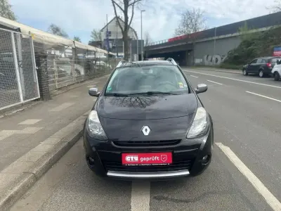 Second-hand Renault Clio II Night&Day 101 CP (74 kW) 2010 Negru Berlinǎ