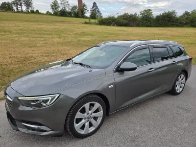 Gebraucht Opel Insignia Exklusiv 170 PS (125 kW) 2018 Grau Kombi