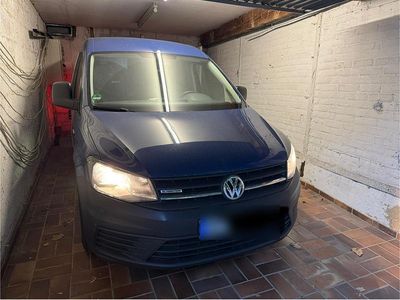 Blau Gebraucht 2016 VW Caddy Van / Kleinbus | 8.800 € (Guter Preis)