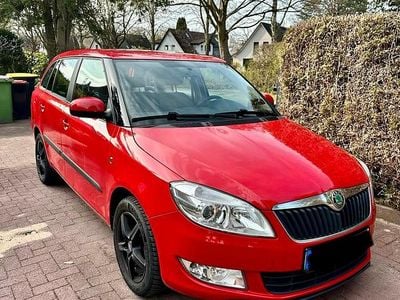 Gebraucht Skoda Fabia 60 PS (44 kW) 2012 Rot Kombi