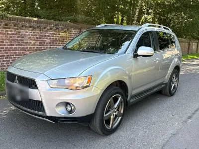 Gebraucht Mitsubishi Outlander Top 147 PS (108 kW) 2010 Silber SUV