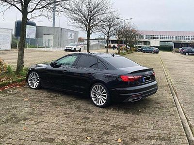 Gebraucht Audi A4 Ambiente 136 PS (100 kW) 2020 Schwarz Limousine