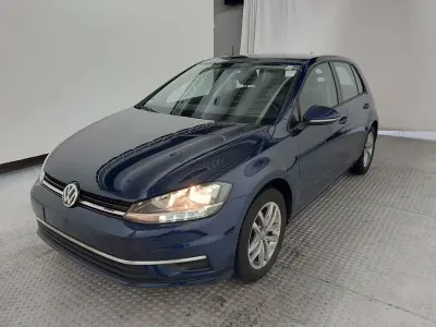 Gebraucht VW Golf VII Comfortline 116 PS (85 kW) 2019 Blau Limousine