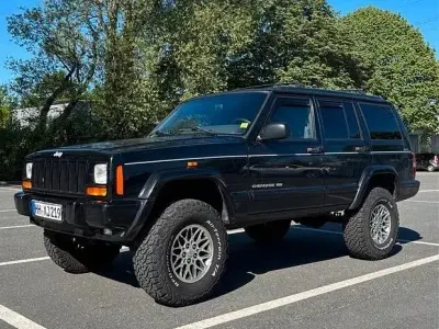 Brugt Jeep Cherokee Limited 178 HK (130 kW) 1998 Sort SUV