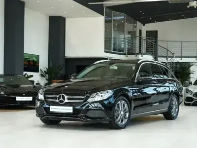 Second-hand Mercedes C180 Avantgarde 156 CP (114 kW) 2016 Negru Break