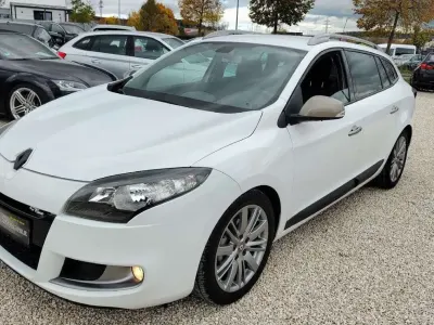 Usata Renault Mégane GrandTour Dynamique 131 CV (96 kW) 2011 Bianco Station wagon