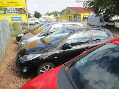 Gebraucht Mazda 2 84 PS (61 kW) 2011 Schwarz Kleinwagen