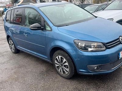 Gebraucht VW Touran Style 105 PS (77 kW) 2011 Blau Van / Kleinbus