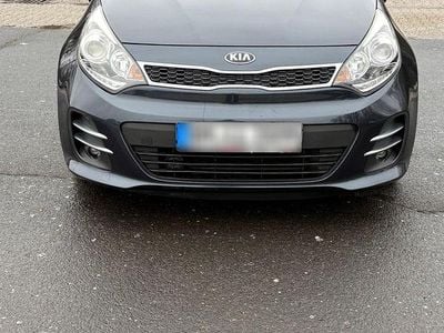 Gebraucht Kia Rio DREAM-TEAM Edition 109 PS (80 kW) 2016 Blau Kleinwagen