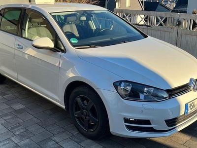 Gebraucht VW Golf VII Allstar 110 PS (80 kW) 2016 Weiß Limousine