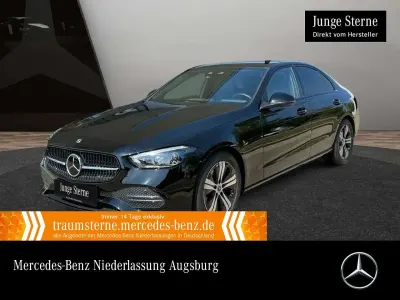 Gebraucht Mercedes C200 Night 163 PS (119 kW) 2023 Unilack schwarz uni Limousine