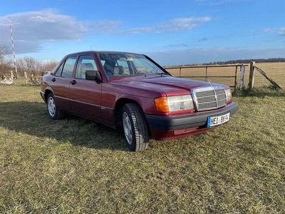 Rot Gebraucht 1991 Mercedes 190 Sportline Limousine | 6.150 €