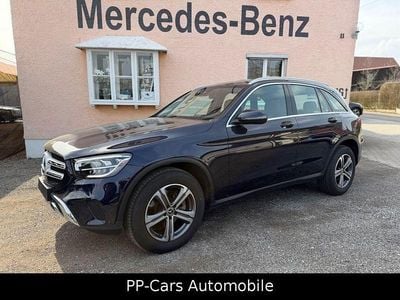 Gebraucht Mercedes GLC220 Advanced 194 PS (142 kW) 2022 Cavansitblau metallic SUV