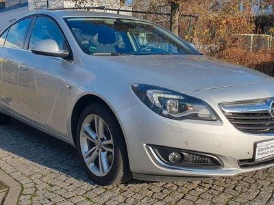 Gebraucht Opel Insignia Edition 170 PS (125 kW) 2015 Silber Limousine