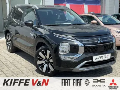 Neu Mitsubishi Outlander P-HEV Intro Edition 306 PS (225 kW) 2026 Schwarz SUV