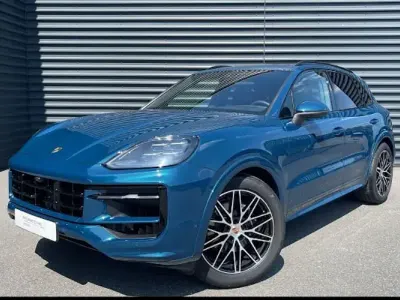 Gebraucht Porsche Cayenne 354 PS (260 kW) 2025 Montegoblaumetallic SUV