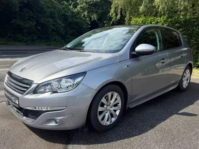 Gebraucht Peugeot 308 Style 110 PS (80 kW) 2017 Grau Limousine