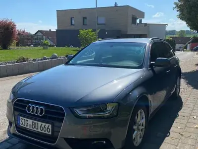 Używany Audi A4 Ambition 150 KM (110 kW) 2015 Szary Kombi
