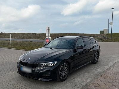 Second-hand BMW 320 M Sport 190 CP (139 kW) 2020 Negru Break