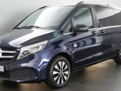 Gebraucht Mercedes V250 Sport Edition 190 PS (139 kW) 2019 Blau Van / Kleinbus