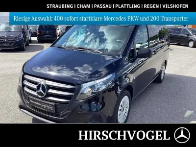 Gebraucht Mercedes Vito 163 PS (119 kW) 2024 Obsidianschwarz metallic Van