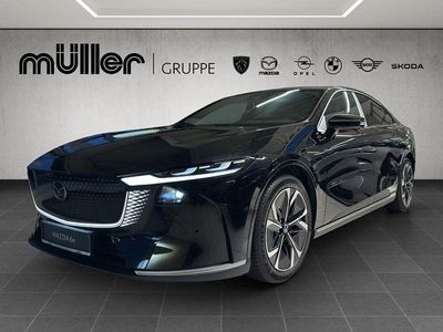 Jet black Neu 2025 Mazda 6e Takumi-Line Limousine | 41.401 € (Fairer Preis)