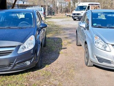 gebraucht Opel Corsa im Doppelpack 1,0l und 1,3l