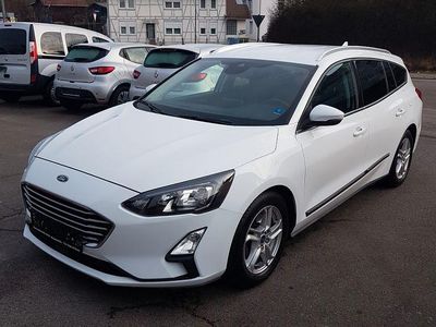 Gebraucht Ford Focus Cool & Connect 120 PS (88 kW) 2020 Weiß Limousine