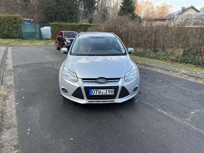 Silber Gebraucht 2011 Ford Focus Kombi | 4.000 € (Guter Preis)