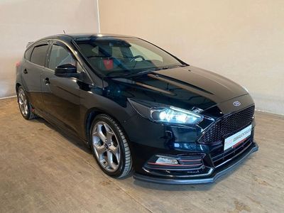 gebraucht Ford Focus ST 2.0TDCi SYNC-BiXENON-TLEDER-PPS-KEYFREE