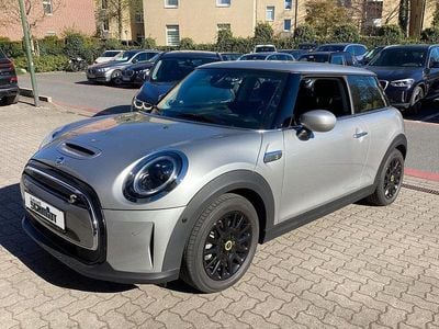 Gebraucht Mini Cooper SE Classic 135 kW (184 PS) 2023 Silber Kleinwagen