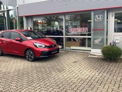Gebraucht Honda Jazz Advance 107 PS (78 kW) 2024 Premium crystal red Kleinwagen