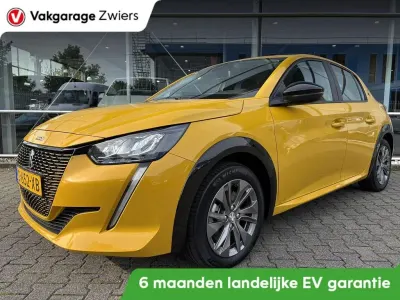 Gebraucht Peugeot e-208 Active 100 kW (136 PS) 2023 Gelb Kleinwagen