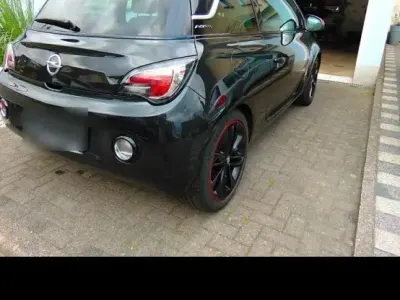 Gebraucht Opel Adam 101 PS (74 kW) 2014 Schwarz Kleinwagen